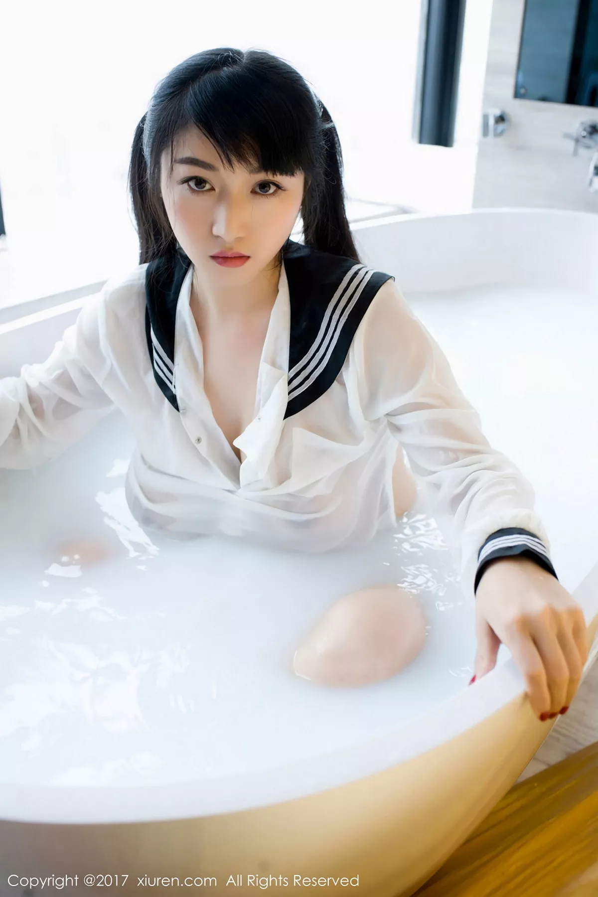 盼盼龙女写真