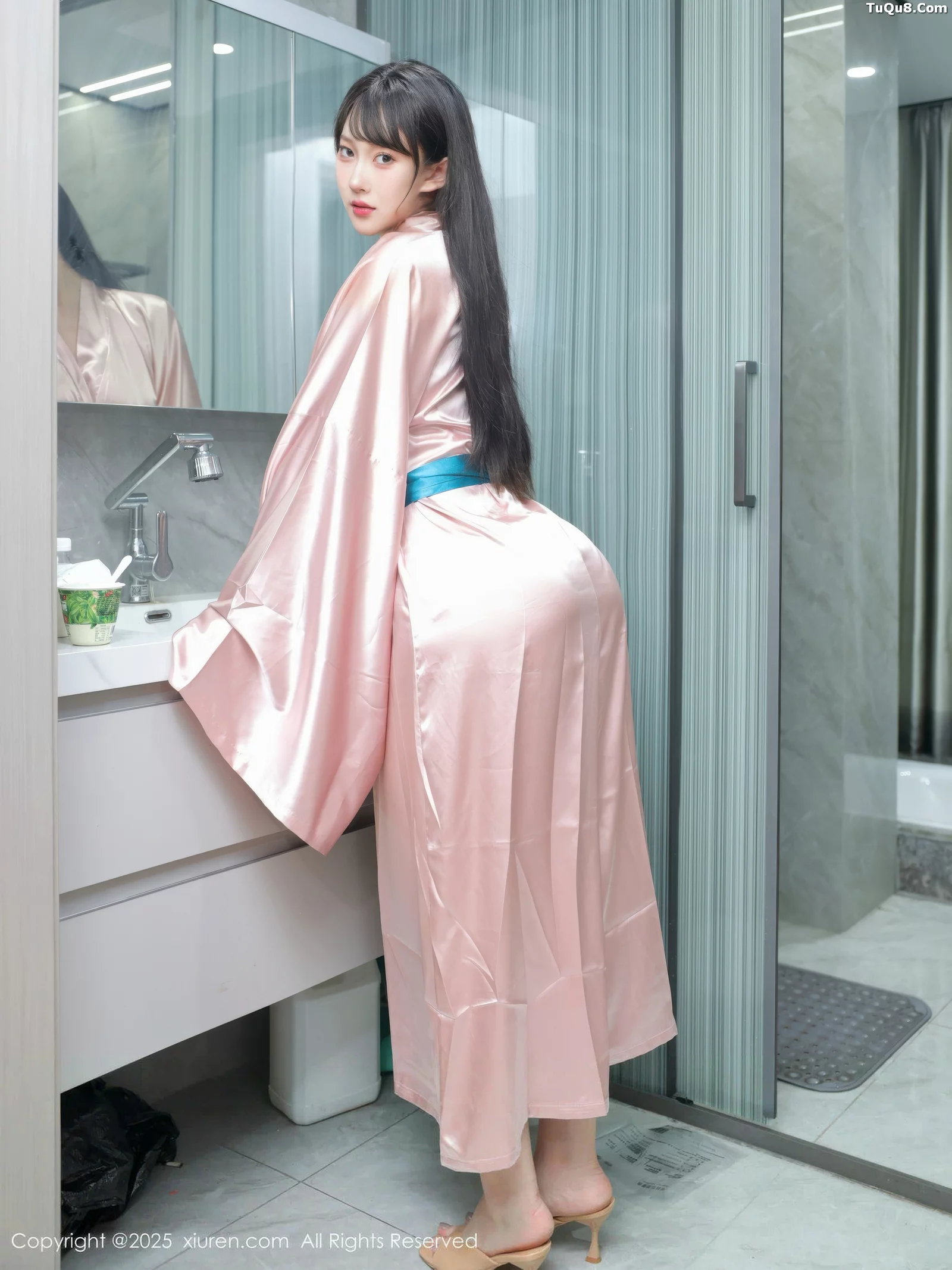 秀人集.com_[XiuRen秀人网]No.10724_模特李沁恩lrene浴室场景性感红色比基尼秀丰腴身材撩人诱惑写真79P