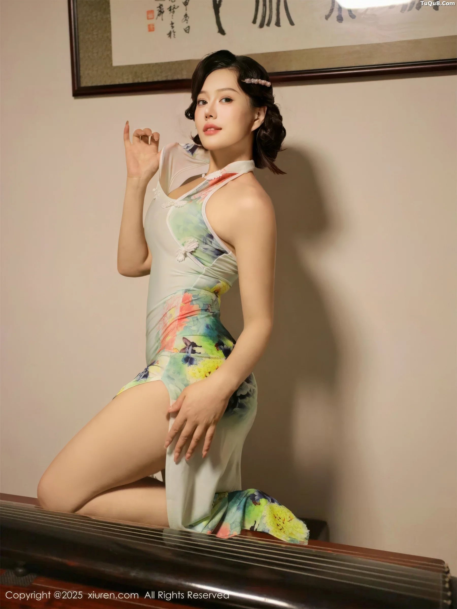 秀人集.com_[XiuRen秀人网]No.10749_新人模特莉莉安娜o性感绿色旗袍配超薄肉丝秀丰满身材诱惑写真73P
