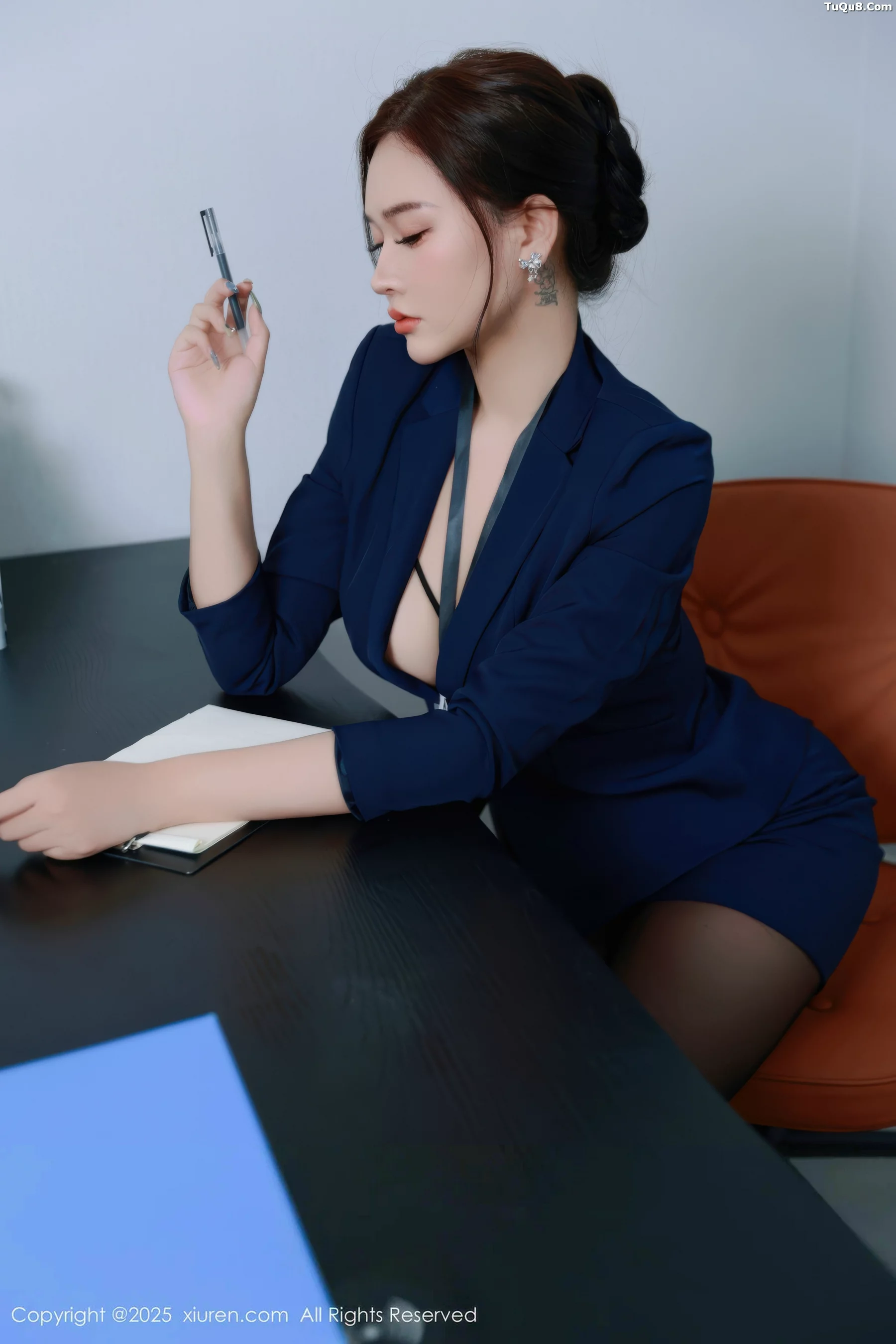 秀人集.com_[XiuRen秀人网]No.10751_模特娜比深色OL服饰露红色内衣配超薄黑丝秀凹凸身材诱惑写真75P