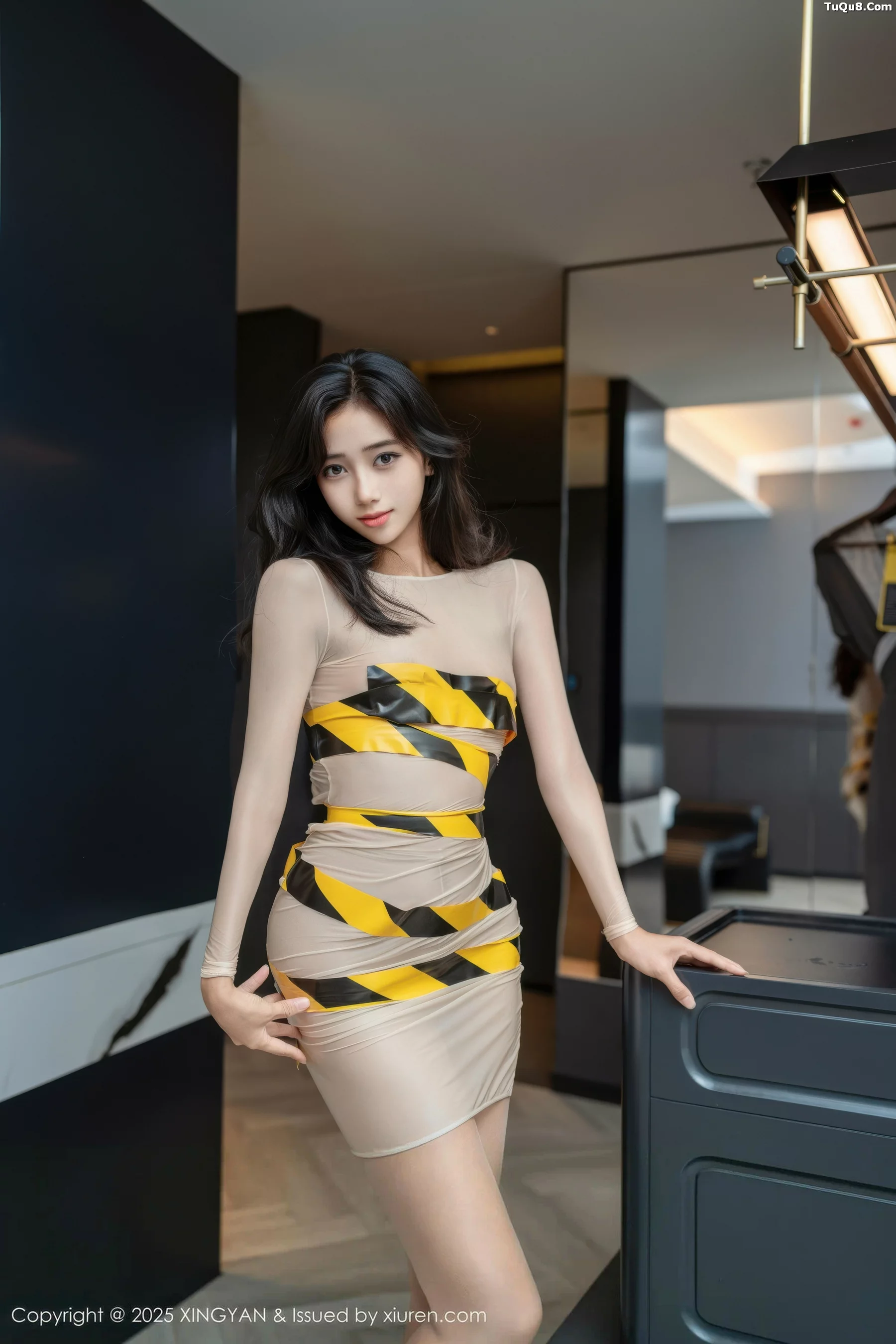 秀人集.com_[XINGYAN星颜社]VOL.421_模特时安安性感肉色连衣短裙配超薄肉丝秀柔美身姿诱惑写真71P